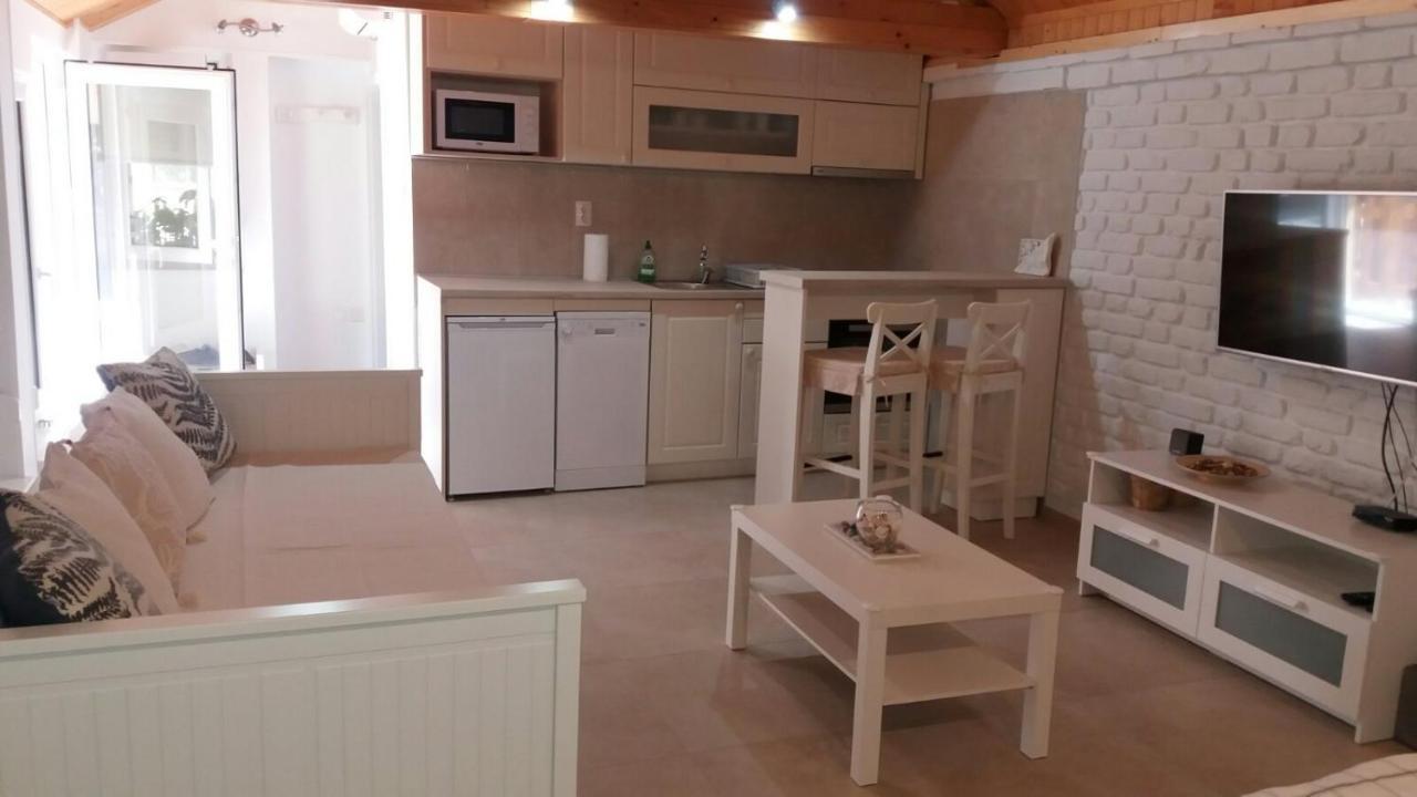 Rita Apartman & Studio Zrenjanin Exterior foto