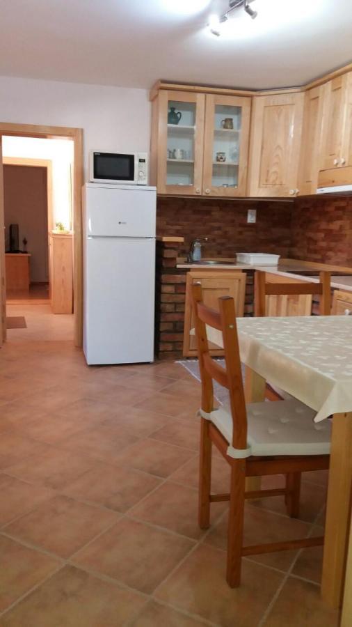 Rita Apartman & Studio Zrenjanin Exterior foto